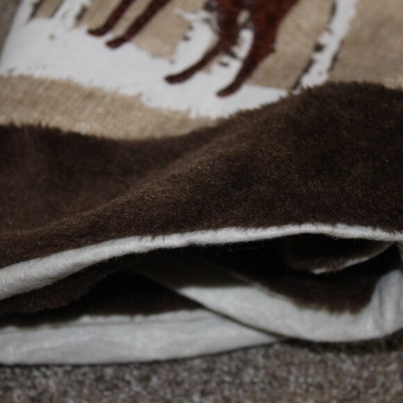 Elk Deer The Christmas Shoppe Tree Skirt Rustic Forest Tan Brown Faux Fur NWT - Picture 3 of 4